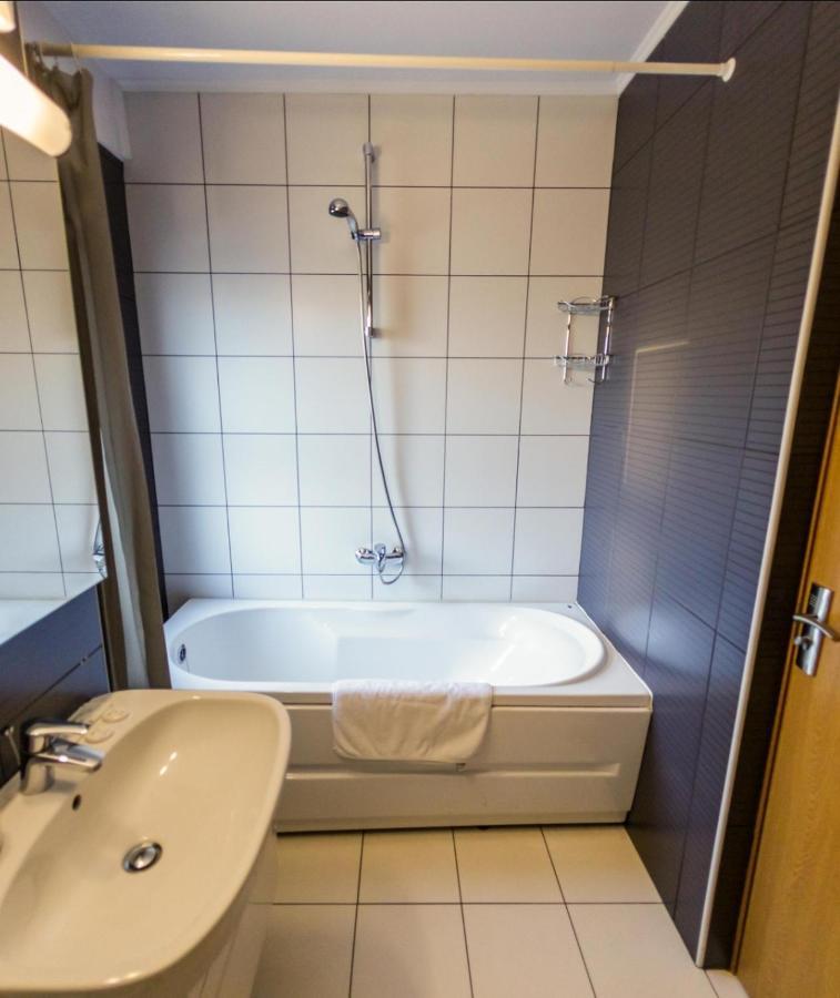 Apartament Business Langa Vivo Mall Apartment Baia Mare Exterior photo